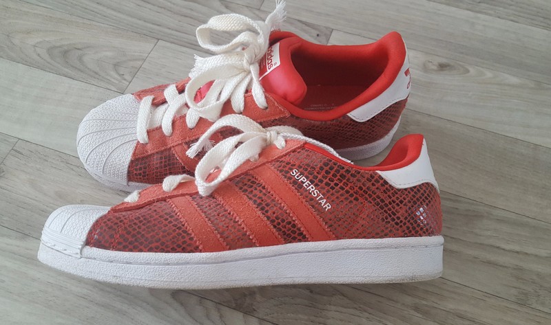 superstar rouge crocodile